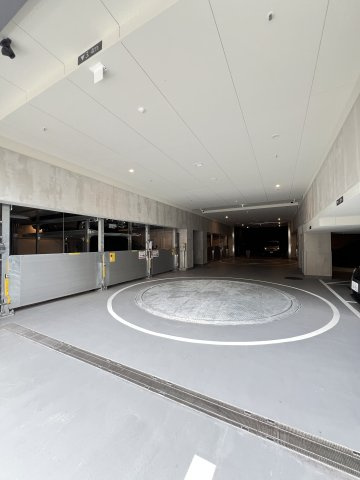 Ｂｒｉｌｌｉａ　ｉｓｔ　池尻大橋の駐車場