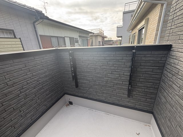 ROYAL LIFE 守山区城土町｜名古屋市の戸建ならホームアップのバルコニー