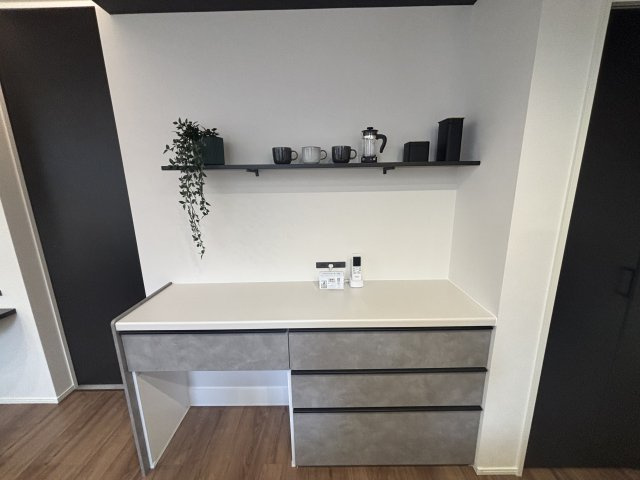 ROYAL LIFE 守山区城土町｜名古屋市の戸建ならホームアップのキッチン|キッチンには作業台