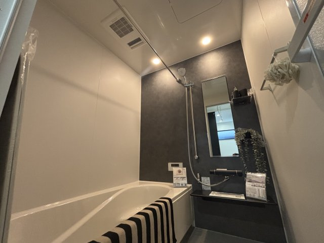 ROYAL LIFE 守山区城土町｜名古屋市の戸建ならホームアップの浴室|浴室乾燥機付きで雨の日のお洗濯もラクラク♪