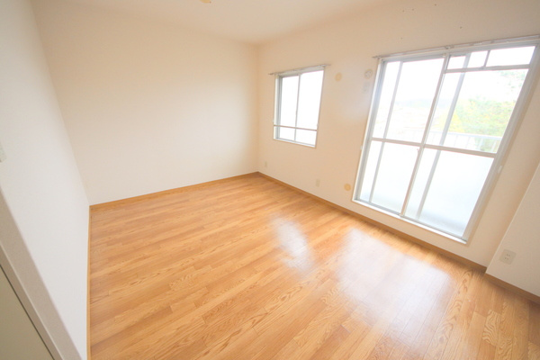 タラ生駒Ⅰのその他