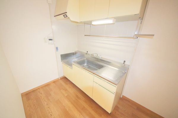 タラ生駒Ⅰのキッチン