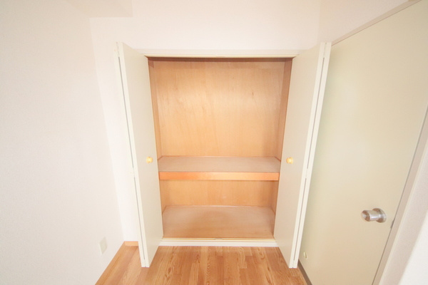 タラ生駒Ⅰの収納