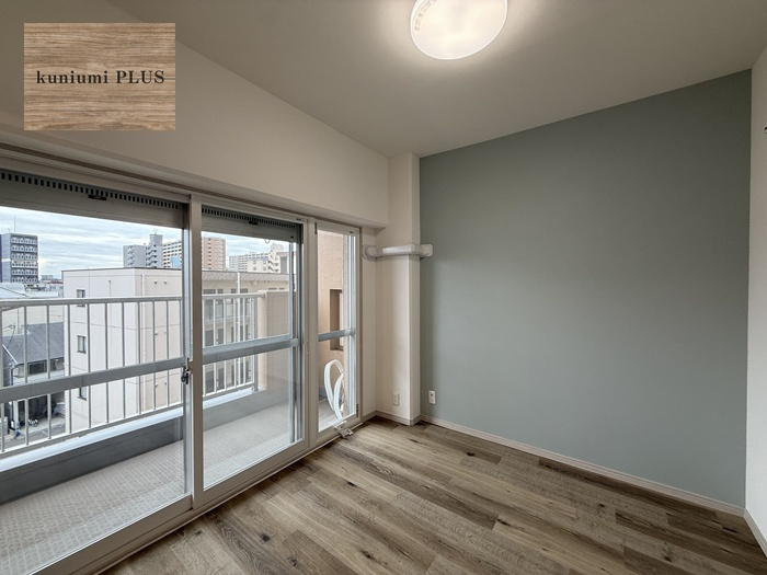 今福西コーポの洋室