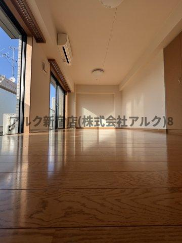 ルーブル浜田山の居間・リビング