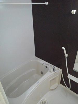 【浴室】 | ホワイトルーム老津 | お風呂で日々の疲れを落としましょう