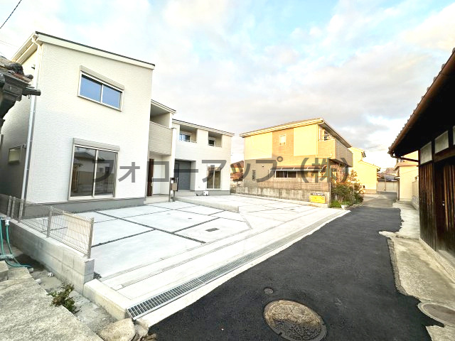 岸和田上町３期１号棟の前面道路含む現地写真|前面道路含む現地写真です