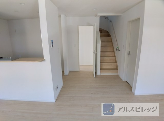 新築/立川市砂川町２丁目の居間・リビング|ゆったり過ごせるリビングです