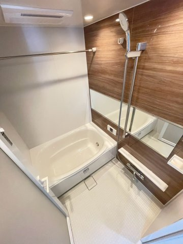CREST西新 の浴室