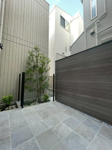 D-ROOM百道のバルコニー