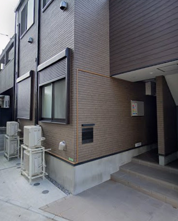 練馬区向山３丁目のアパートのエントランス