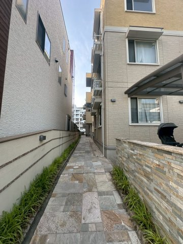 D-room笹丘のエントランス