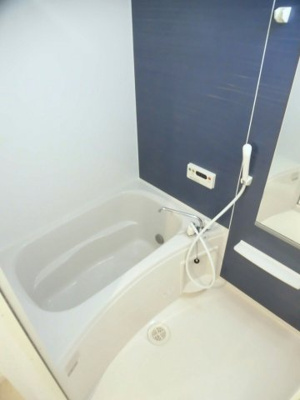 【浴室】 | メゾン・リュミエールⅠ | コンパクトで使いやすいお風呂です