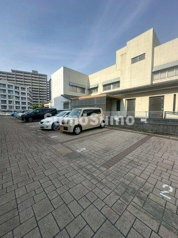 D-room笹丘の駐車場