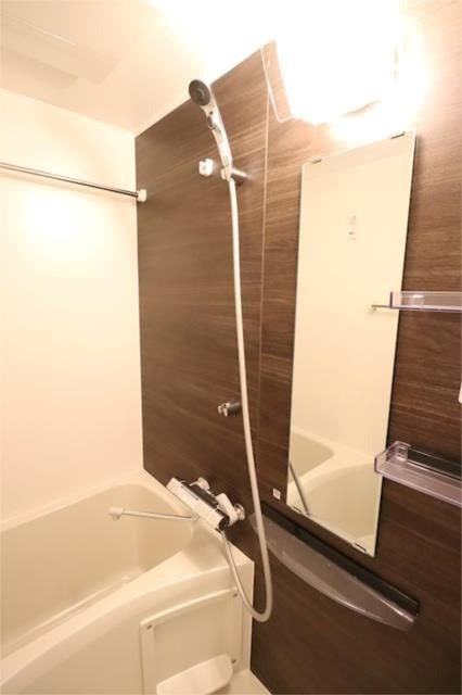 ＧＥＮＯＶＩＡ学芸大学の浴室