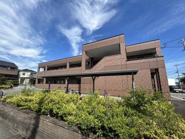 コンフォール白水の外観