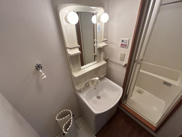 コンフォール白水の洗面所