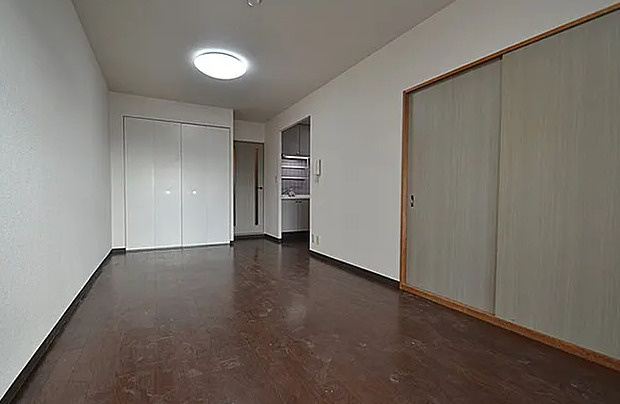 【セレニティ武庫之荘弐番館】　尼崎市南武庫之荘１棟収益マンションの洋室