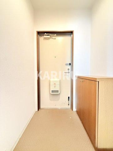 シャンテ２１の玄関