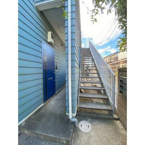 サンパル東伏見のエントランス