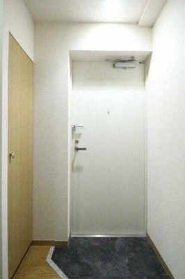 【玄関】 | スカイコート三越前壱番館