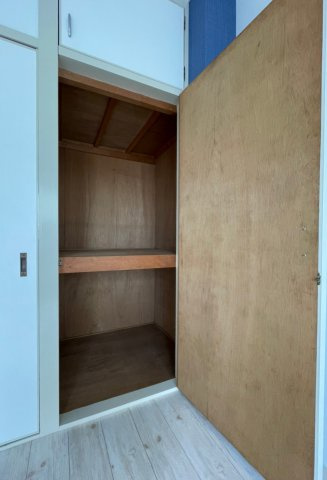 ＭＪハイツ塩屋の収納|押入