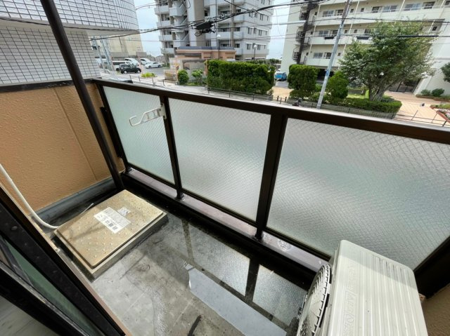 ＭＪハイツ塩屋のバルコニー