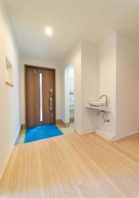 【玄関】 | 茅ヶ崎市小和田1丁目 新築戸建 全2棟