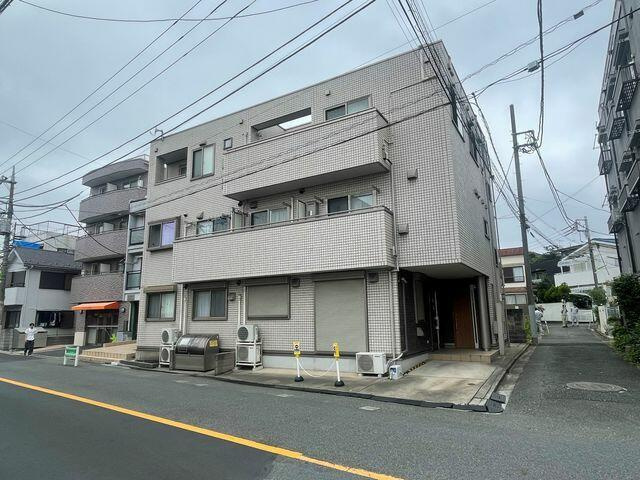 ＪＩＹＵＧＡＯＫＡ　ＦＬＡＴＳ　Ｍ＆Ｎ