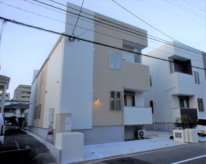 Grandtic Karen西新南