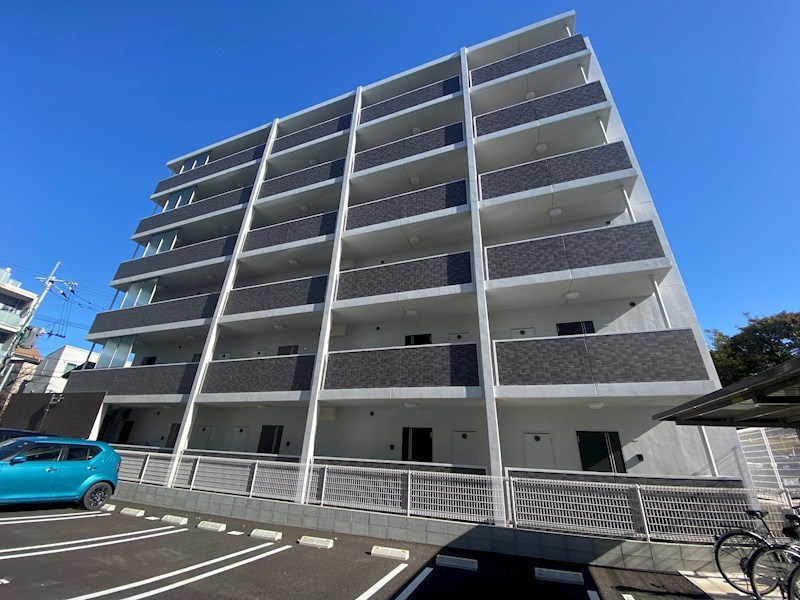 KL TOJIN EASTの外観