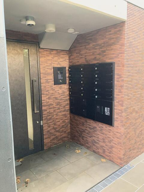Ｊ－ＡＲＣ三軒茶屋Ⅰのエントランス| 