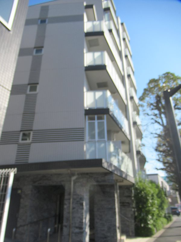 ＨＹ’ｓ Ｓａｌｉｒｅ 用賀