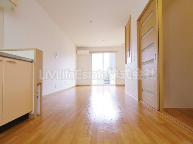 ドミールガーデン田無(ドミールガーデンタナシ)の居間・リビング