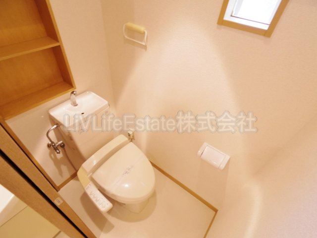 ドミールガーデン田無(ドミールガーデンタナシ)のトイレ