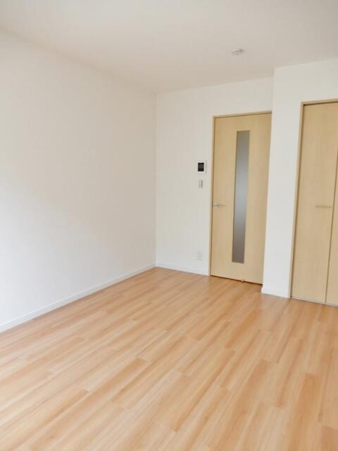 ソラーナ金町の洋室