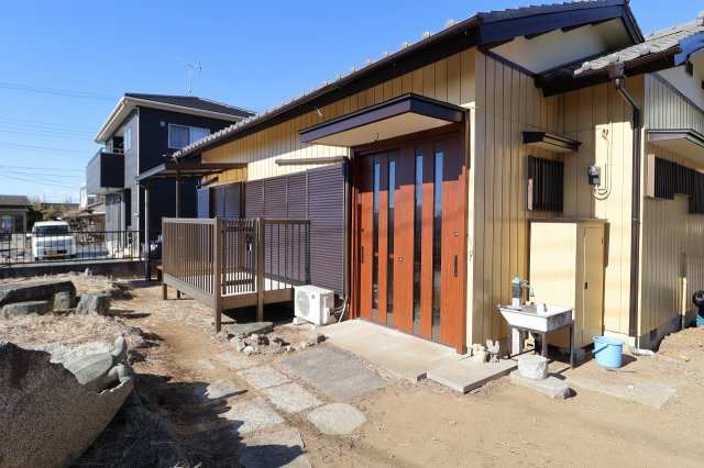 泰晃藤岡貸家の外観