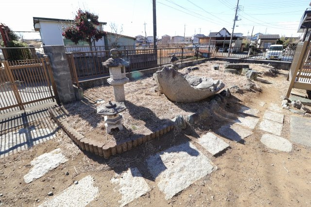 泰晃藤岡貸家の庭