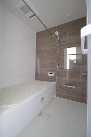 泰晃藤岡貸家の浴室