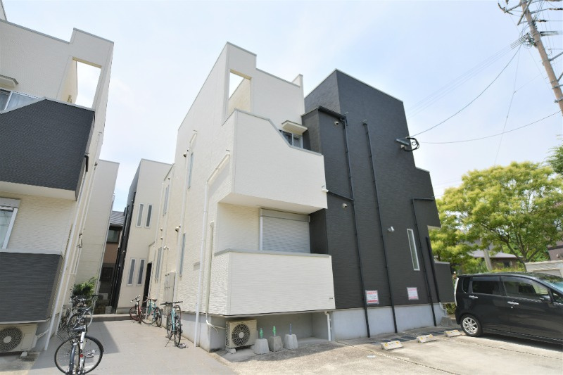 Grandtic Park side大橋の外観