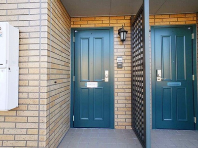 【玄関】 | プレシャスガーデン | 玄関前