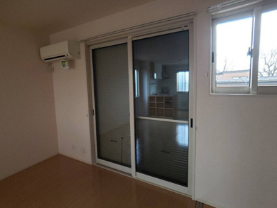 【内装】 | スパローハウス弐番舘 Ｂ | シャッター雨戸