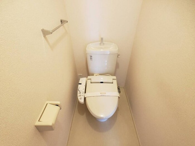 【トイレ】 | スパローハウス弐番舘 Ｂ | 温水洗浄暖房便座のトイレ