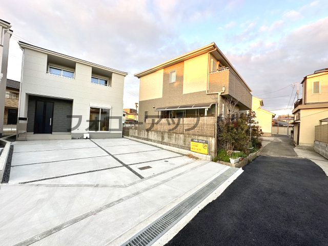 岸和田上町３期2号棟の前面道路含む現地写真|前面道路含む現地写真です