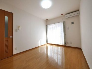 メゾン　ブランの寝室|フローリング☆