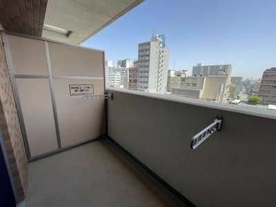 【バルコニー】 | プレッツァ新大阪 | バルコニーからの眺めを楽しみながら食事をしませんか