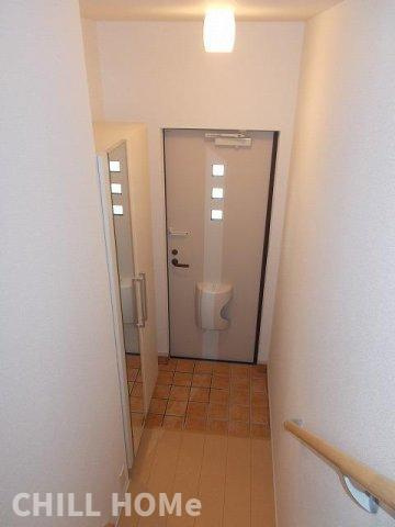 プレジールの玄関|当社、チルホームのHPもご覧ください(^^)/物件情報多数♪