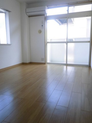 【内装】 | 八反丸 | 内装です