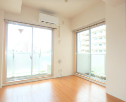 レスポワール・多摩川の居間・リビング