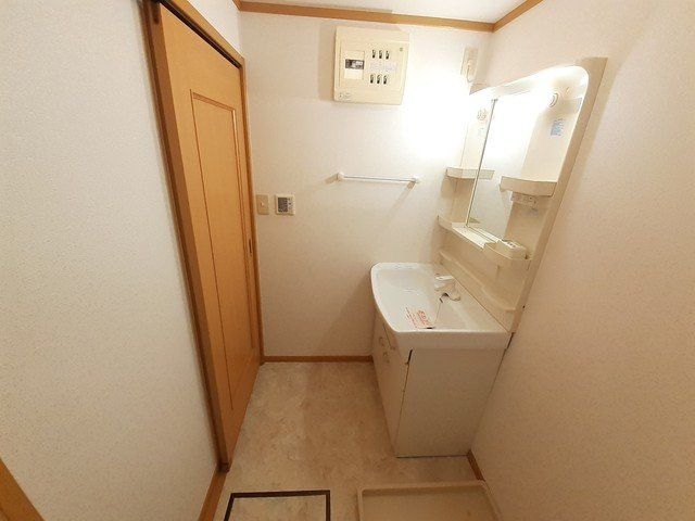 ノイ　インプレスの洗面所|忙しい朝には欠かせない洗面所です